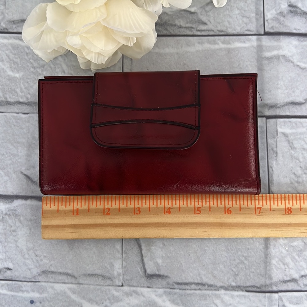 Amity Cowhide burgundy wallet - Picture 9 of 11